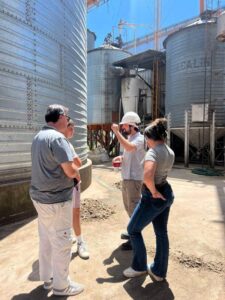 Lee más sobre el artículo La delegación francesa visitó AGRO TORRESI – MOLIENDAS “VILLA CASILDA”