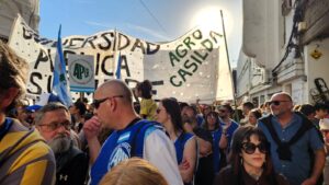 Lee más sobre el artículo La Escuela Agrotécnica presente en la Marcha Federal Universitaria