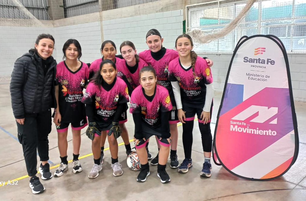 Lee más sobre el artículo Futsal femenino en la Instancia regional del programa “Santa Fe en Movimiento”