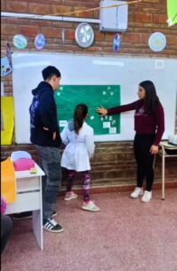 Lee más sobre el artículo Continúan las actividades en el proyecto solidario “Yapeyú más verde”.