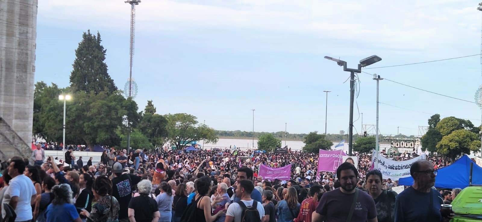 Lee más sobre el artículo Marcha en Rosario por el Día Nacional de la Memoria por la Verdad y la Justicia