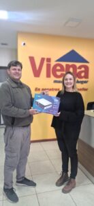 Lee más sobre el artículo Donación de un proyector para la Extensión Áulica de El Trébol