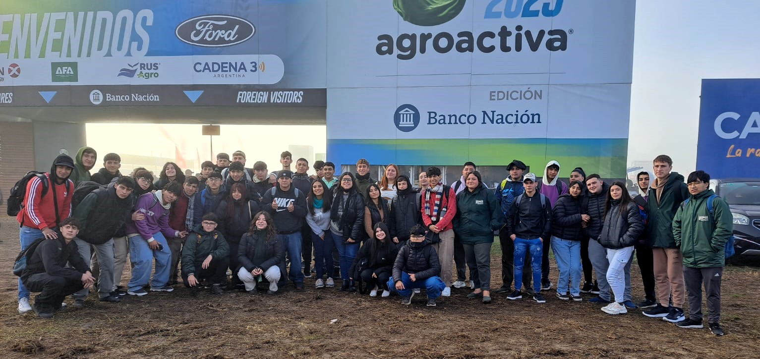 Lee más sobre el artículo Visita a la AGROATIVA 2025 con estudiantes de Casilda.