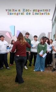 Lee más sobre el artículo Visita a la Escuela de Lechería y Tambo robotizado en Villa María.