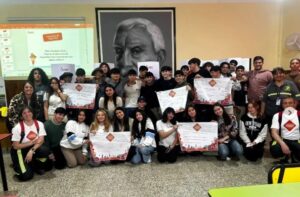 Lee más sobre el artículo Actividad formativa “Jóvenes al volante” dirigida por los Bomberos Voluntarios de Casilda.